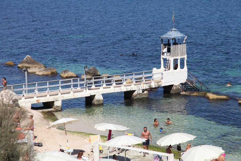 Blu Sun Apartment In Complesso Riva Del Sole Giovinazzo Exterior photo